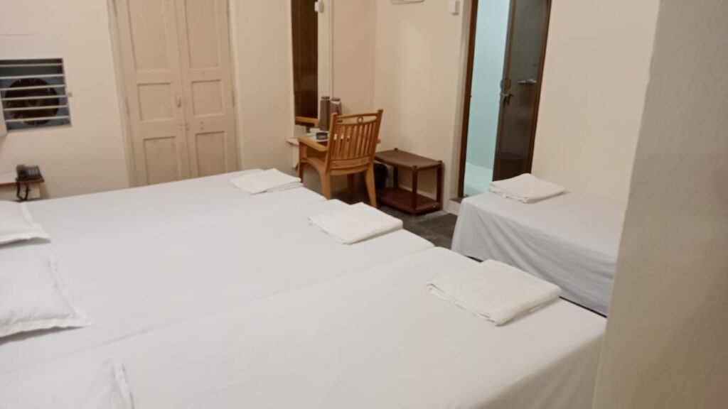 Laxman Guest House