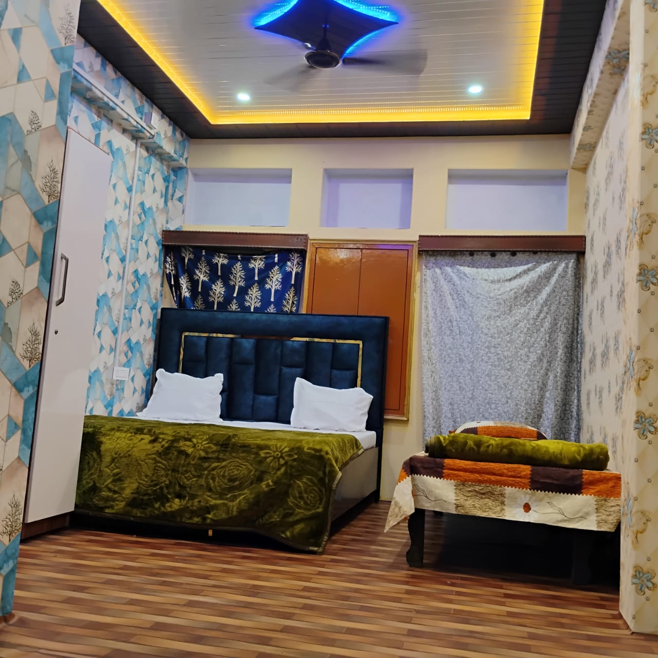 Hotel Booking