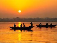 Sunrise & Sunset Boat Rides on the Ganga